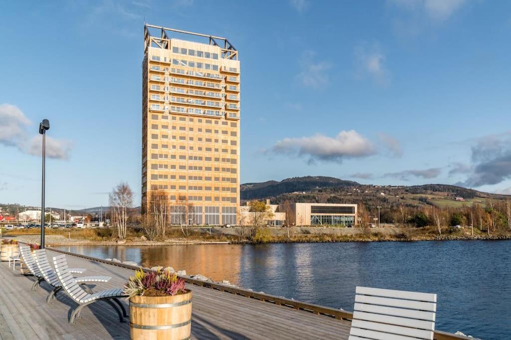 Mjos Tower Suite - Lovely Lake View Brumunddal Esterno foto